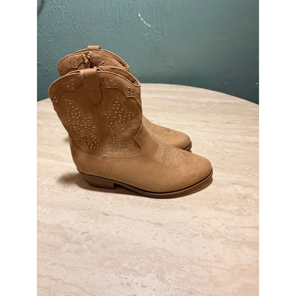 Art Class Girls Tan Faux Suede Western Cowboy Boots Rhinestone Studded Size 2